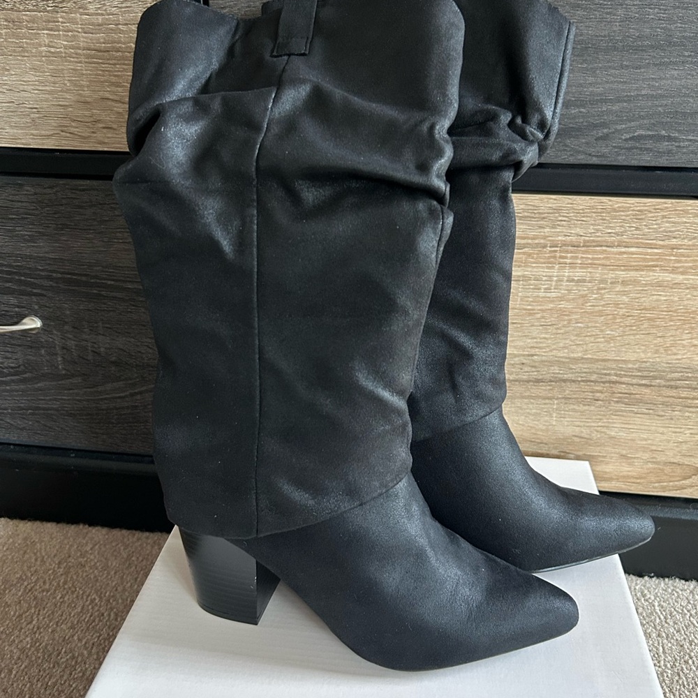 SO Black Heeled Slouch Boots